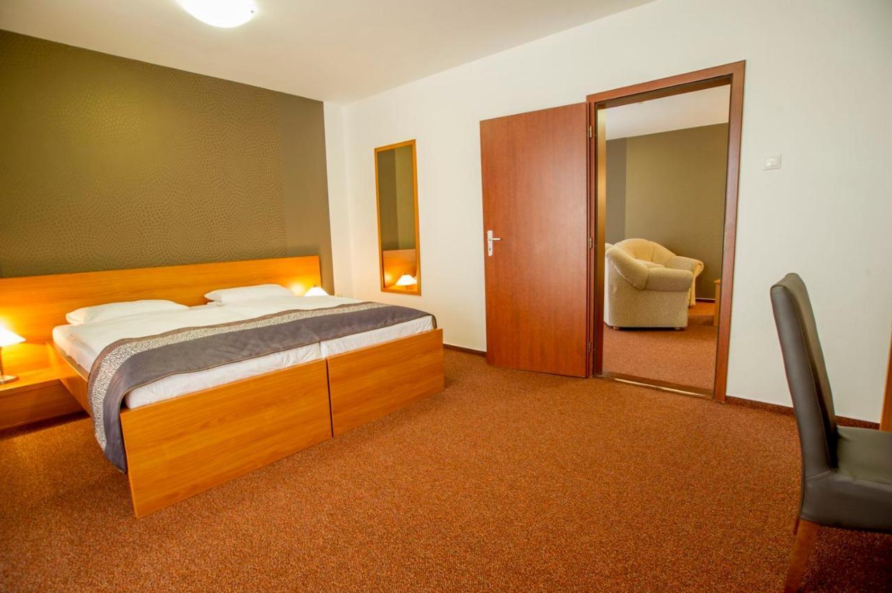 Wellness Hotel Thermal Štúrovo Εξωτερικό φωτογραφία