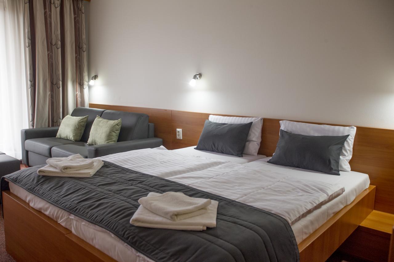 Wellness Hotel Thermal Štúrovo Εξωτερικό φωτογραφία