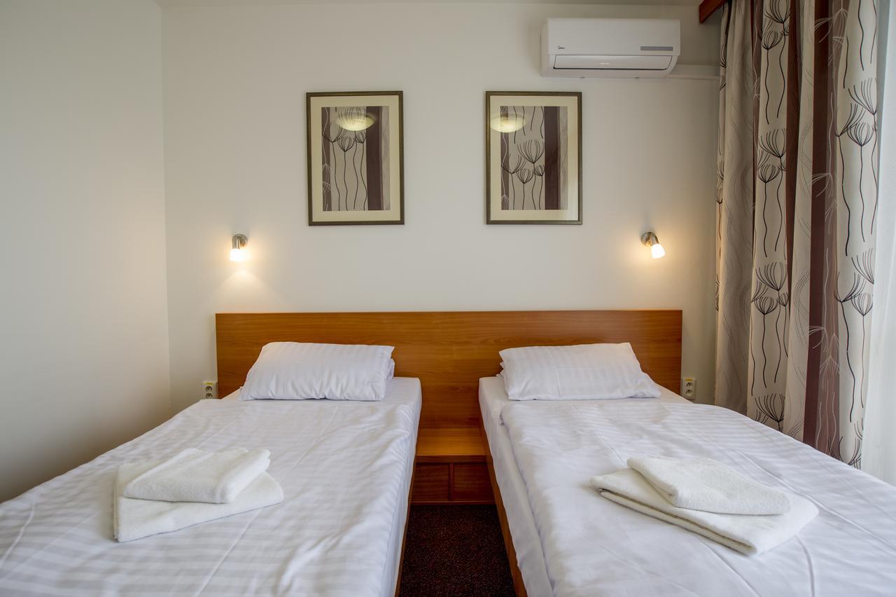 Wellness Hotel Thermal Štúrovo Εξωτερικό φωτογραφία