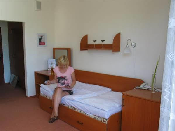 Wellness Hotel Thermal Štúrovo Εξωτερικό φωτογραφία